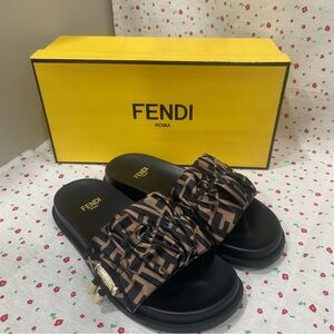 Fendi Women’s Brown Sandals